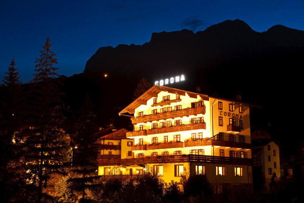 Hotel Corona Cortina dʼAmpezzo Eksteriør billede