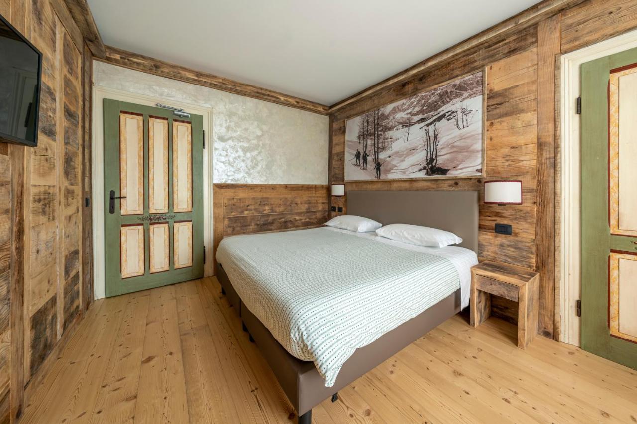 Hotel Corona Cortina dʼAmpezzo Eksteriør billede
