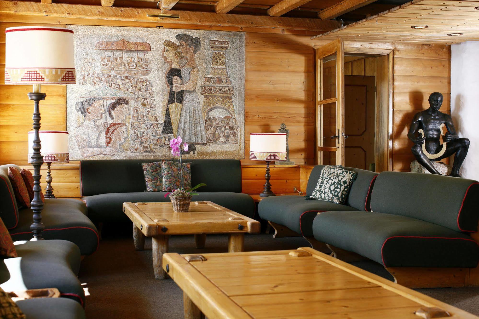 Hotel Corona Cortina dʼAmpezzo Eksteriør billede